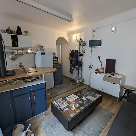 - Cozy Flat 2 Balconys